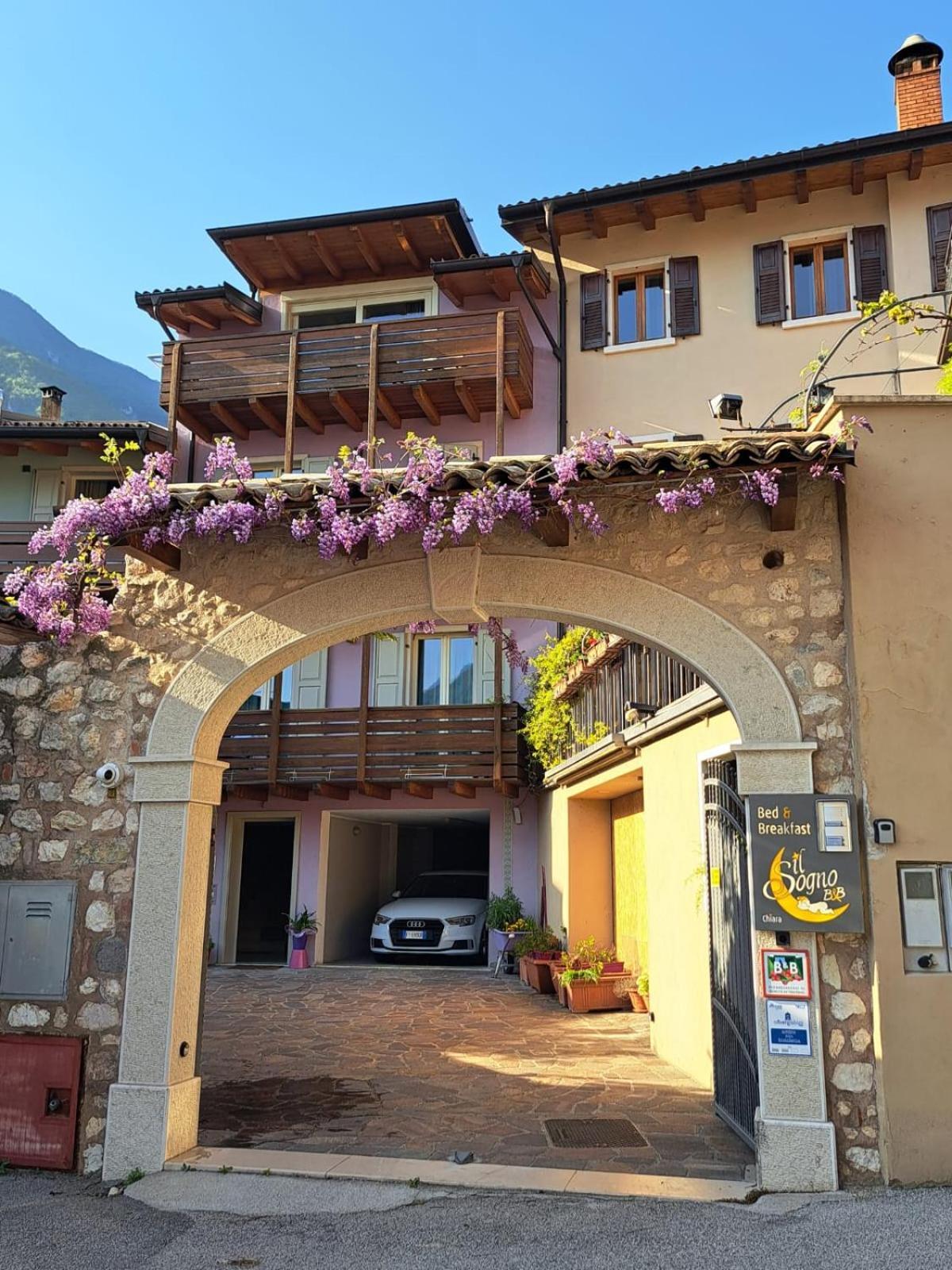 Il Sogno Bed & Breakfast Avio Eksteriør bilde